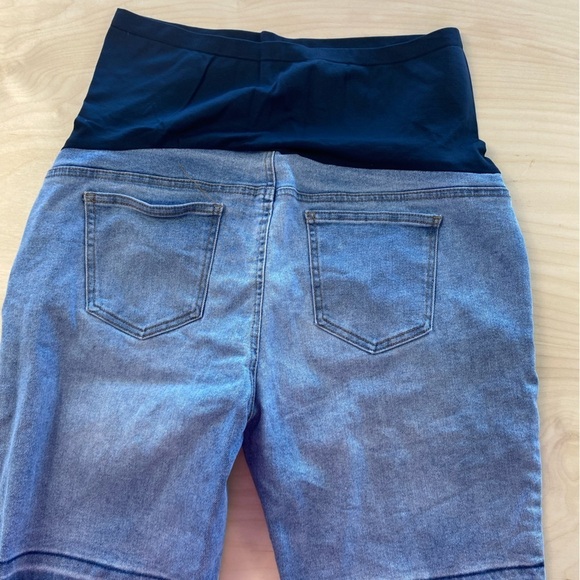 Time and Tru Maternity Shorts size Large (12-14) (DK) - Picture 8 of 8